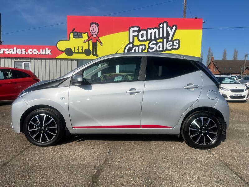 TOYOTA AYGO