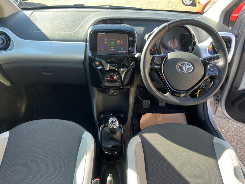 TOYOTA AYGO